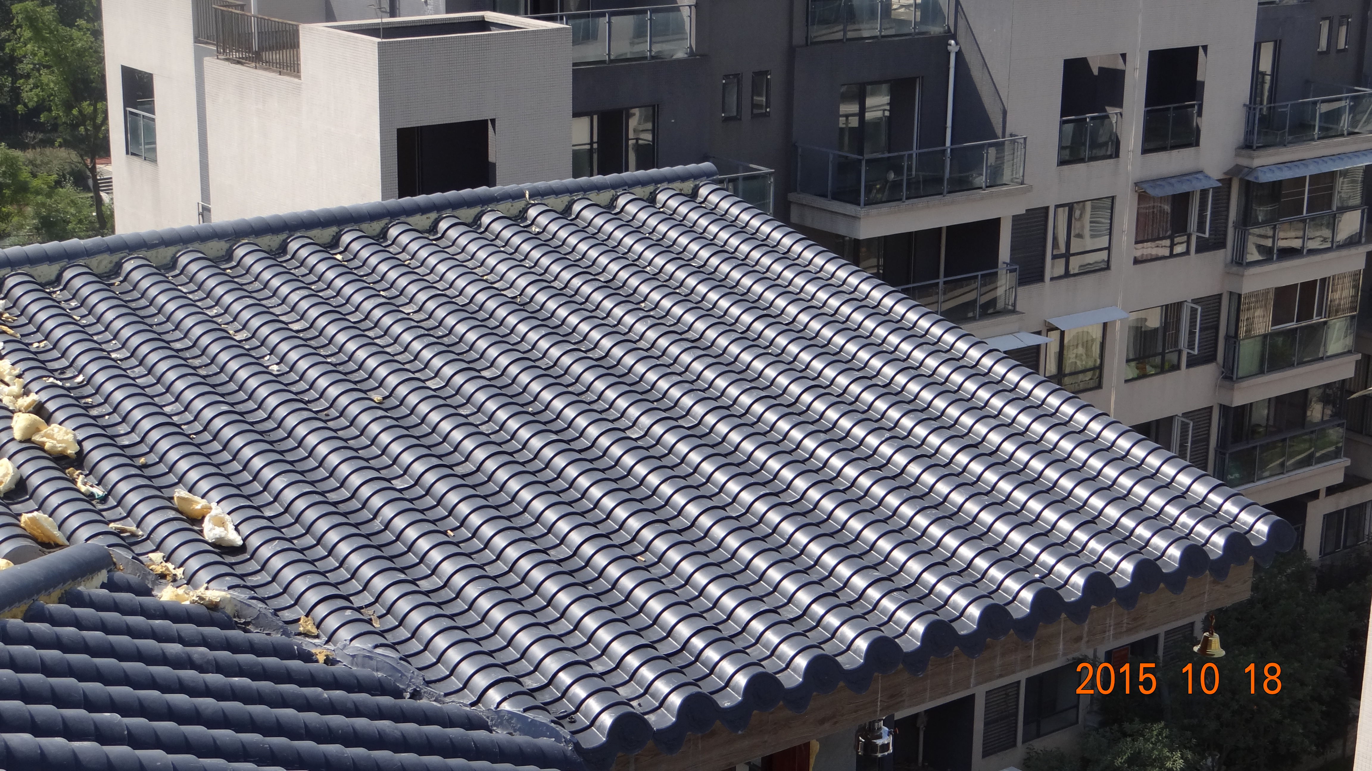 瓦有筒瓦和小青瓦,在各个不同的地区有不同的需求量,寺庙需求大多是